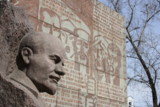 Иркутск, памятник Ленину - Irkutsk, monument à Lénine et à l'Internationale