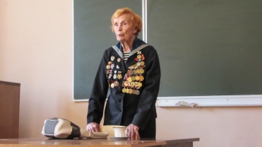 À la faculté d'Histoire d'Irkoutsk, vétéran invité en cours d'histoire de la Russie